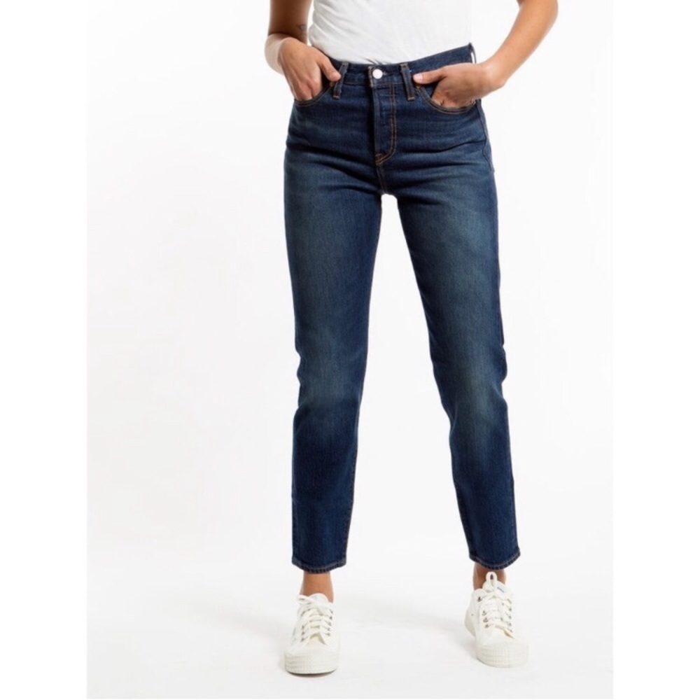 bnwot Levis Wedgie Icon fit Authentic favorite 25 27L